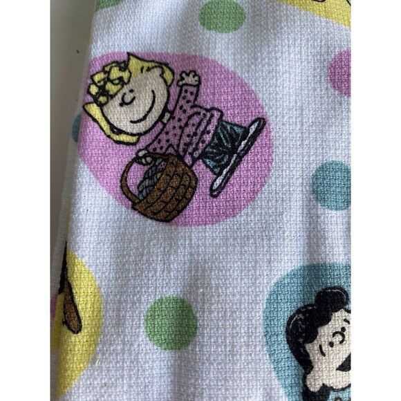 2 Pack Peanuts Snoopy Charlie Brown Gang Easter Eggs Kitchen Towels 16 X 26” NEW - Picture 4 of 14